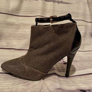 New Paper Fox Kanisha Women’s Glittery Booties 8.5